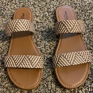 Arizona sandals size 8 1/2